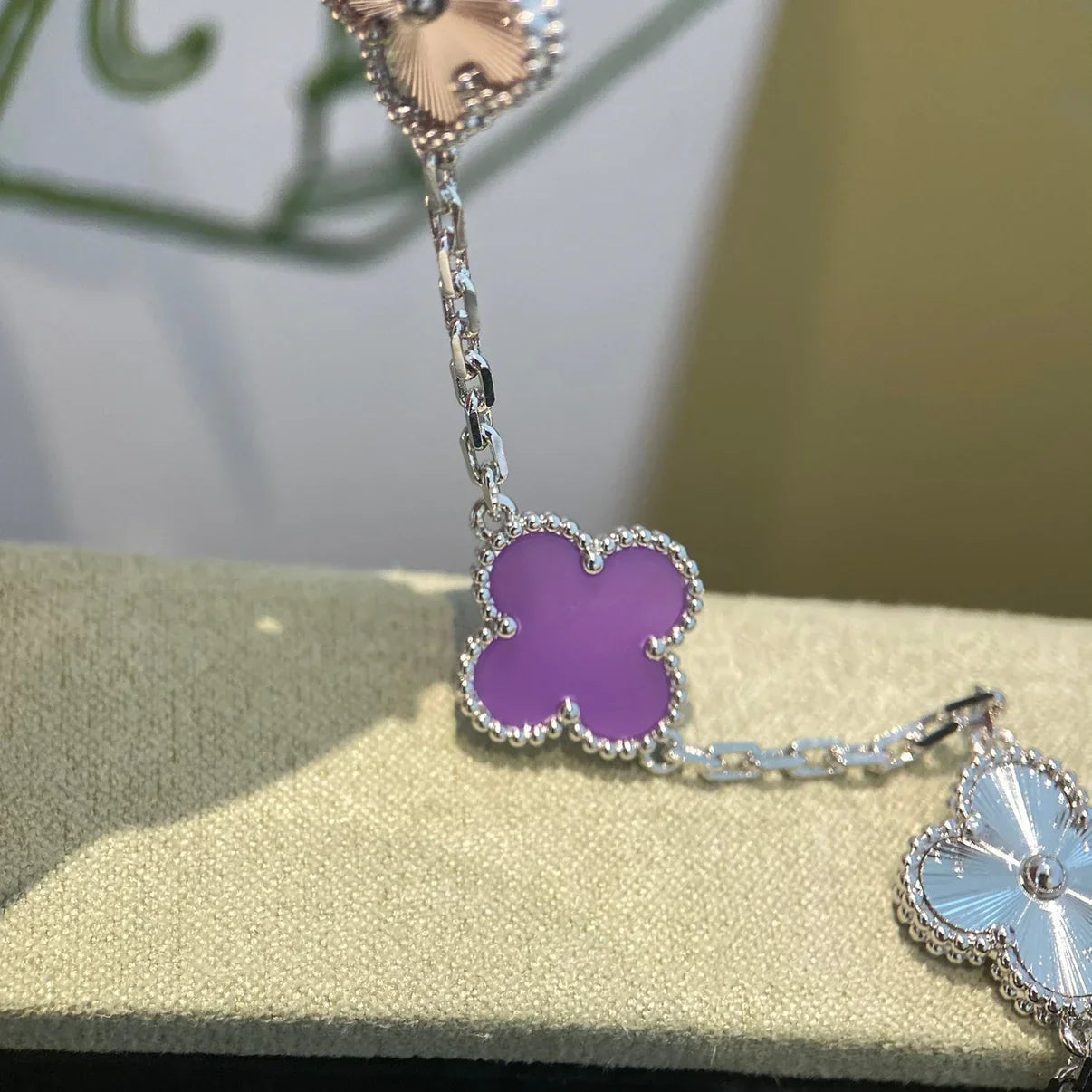 [Imperial]New  CLOVER 5 MOTIF VIOLET BRACELET COLLECTION