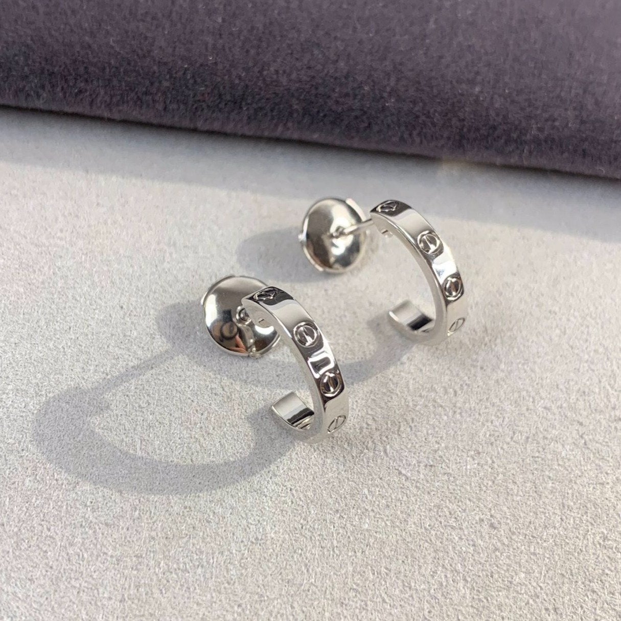 [Imperial] LOVE EARRINGS 2.65MM SILVER