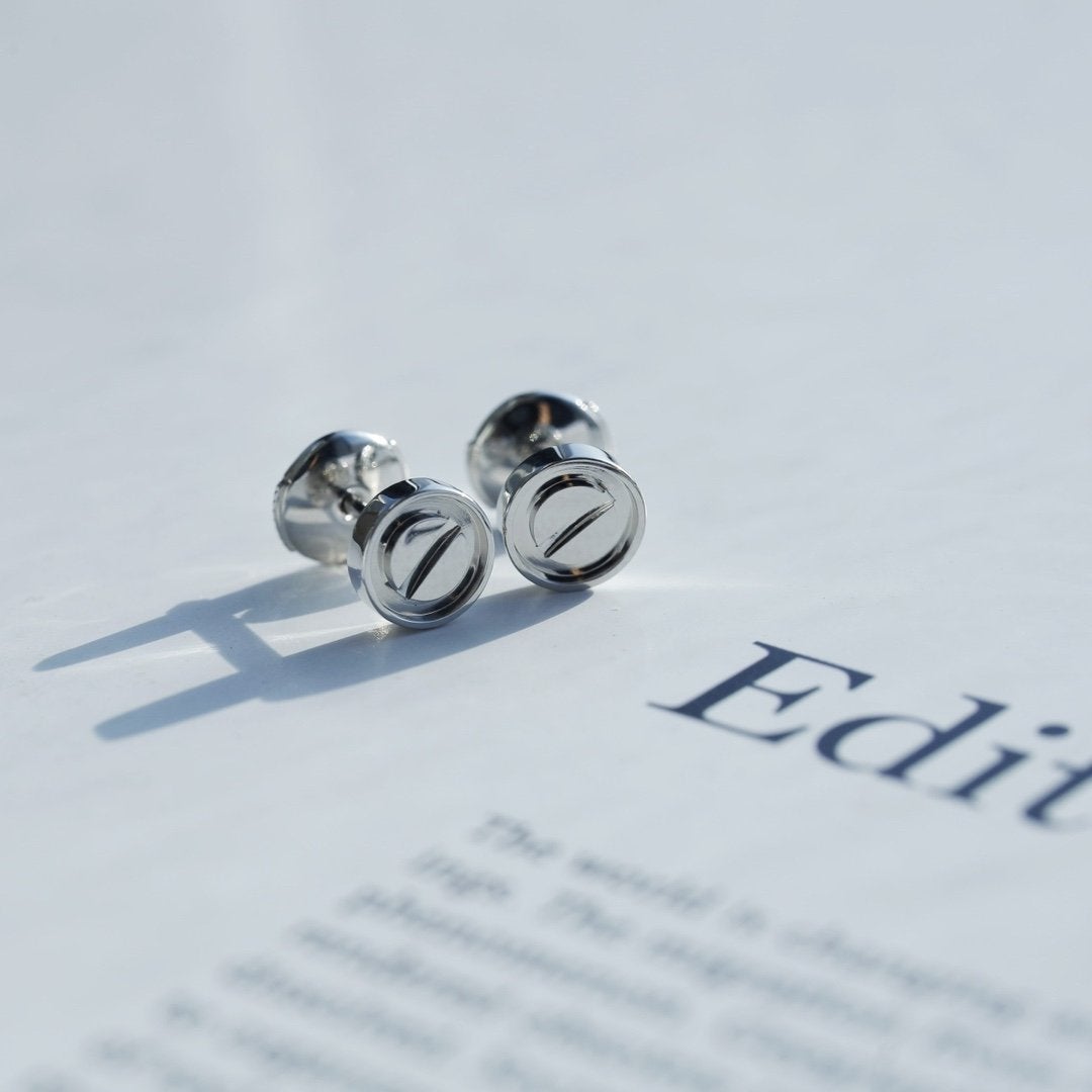 [Imperial] LOVE EARRINGS SILVER 10MM