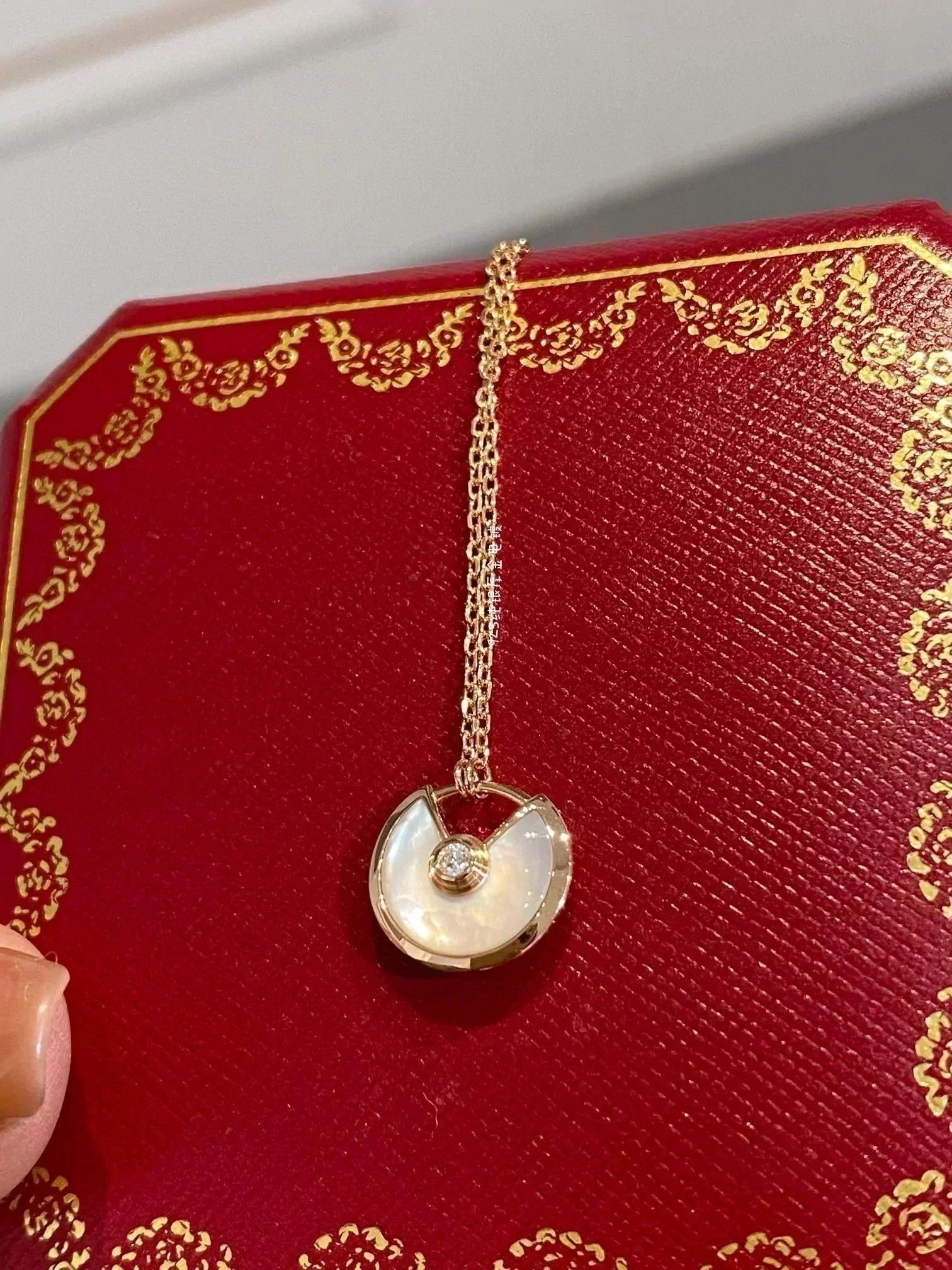 [Imperial] AMULETTE ROSE GOLD MOP NECKLACE