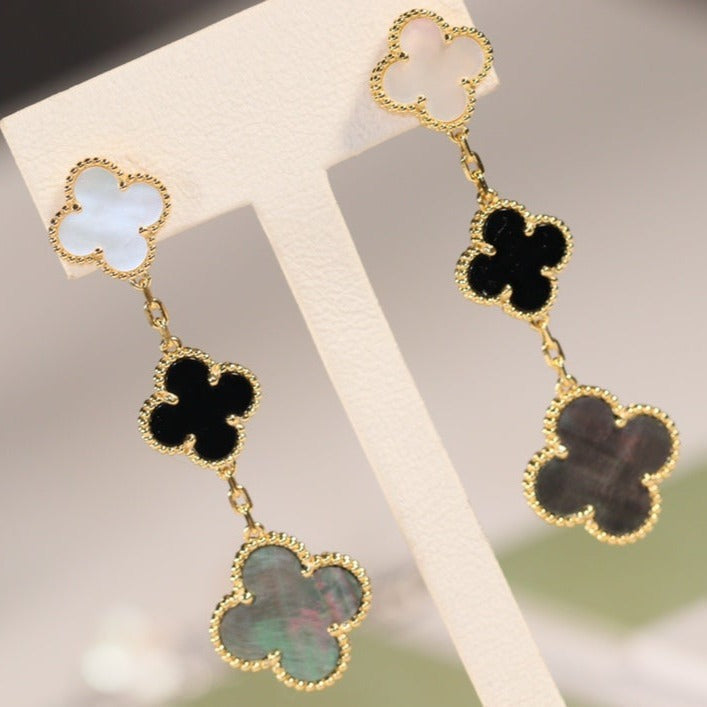 [Imperial] CLOVER EARRINGS GOLD ONYX MOP 3 MOTIF
