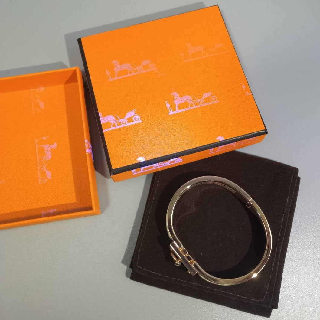 [Imperial] H YELLOW BRACELET