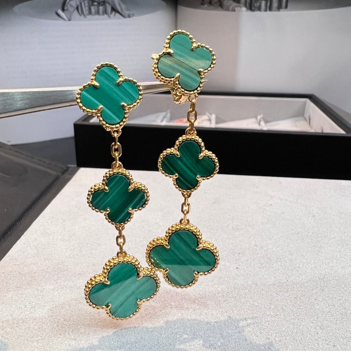 [Imperial] CLOVER MALACHITE 3 MOTIFS GOLD