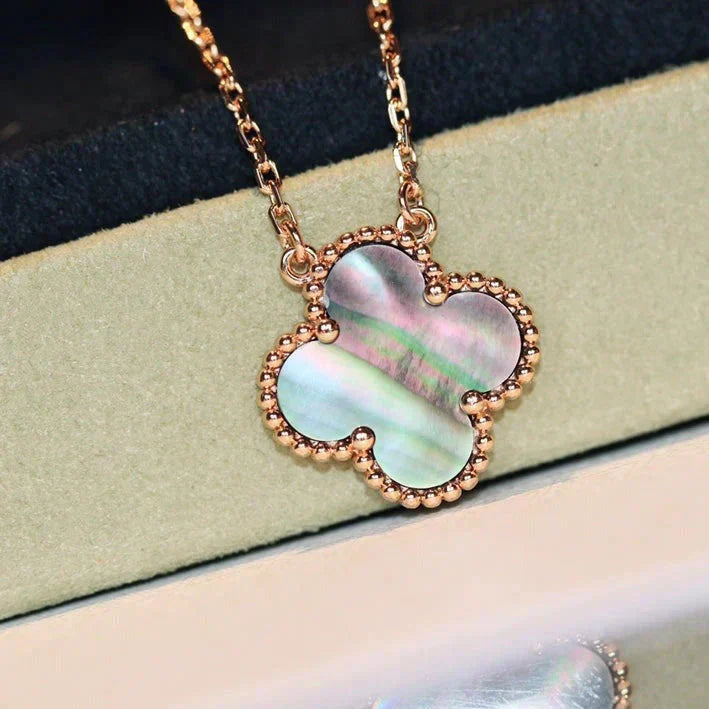 [Imperial] CLOVER 15MM  GRAY MOTHER OF PEARL NECKLACE