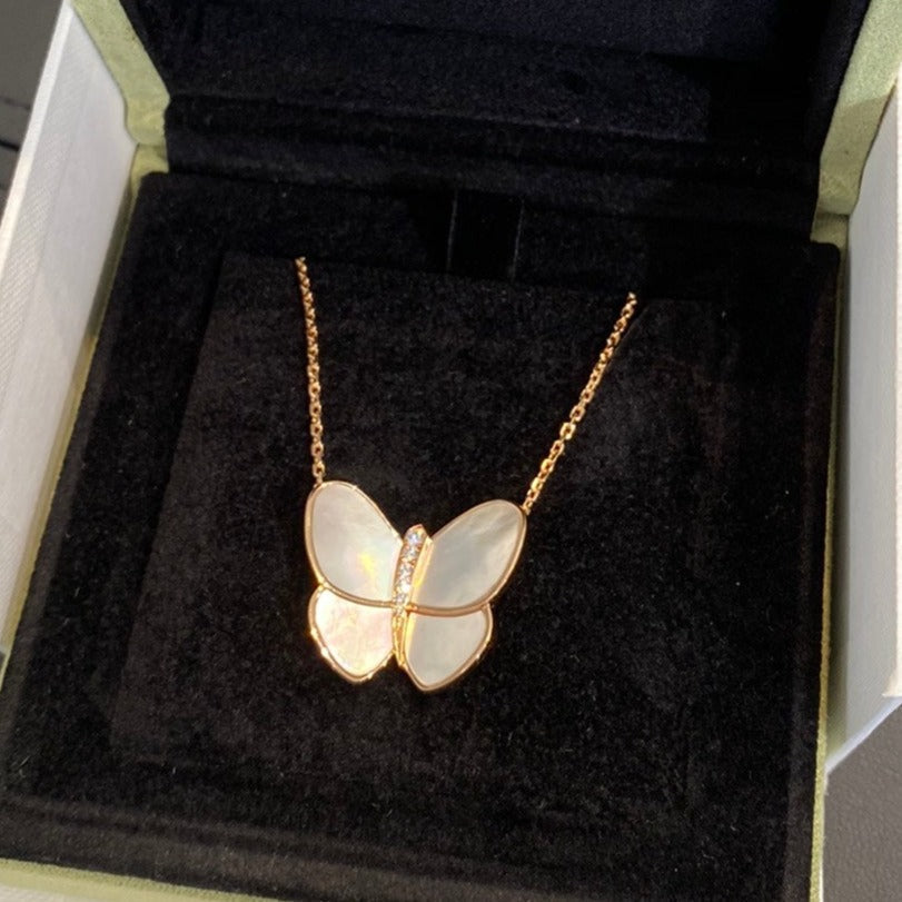 [Imperial] BUTTERFLY GOLD MOP DIAMOND NECKLACE
