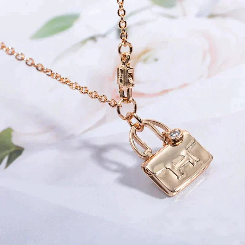 [Imperial] AMULETTE PEDANT ROSE GOLD NECKLACE