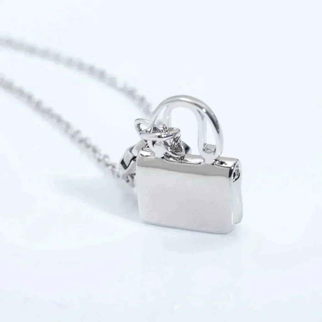 [Imperial] AMULETTE PEDANT SILVER NECKLACE