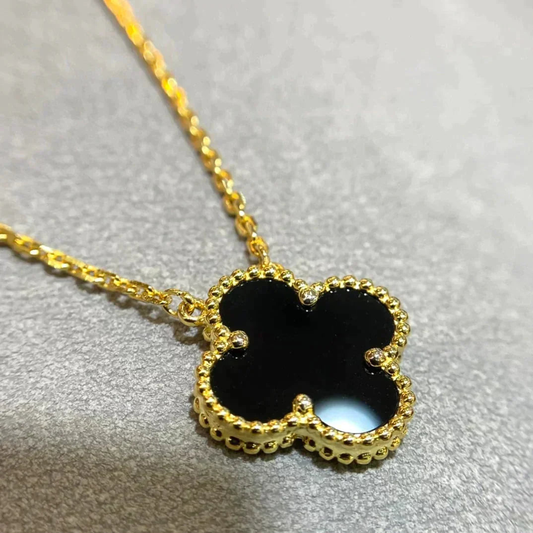 [Imperial] CLOVER 15MM BLACK ONYX SINGLE FLOWER NECKLACE