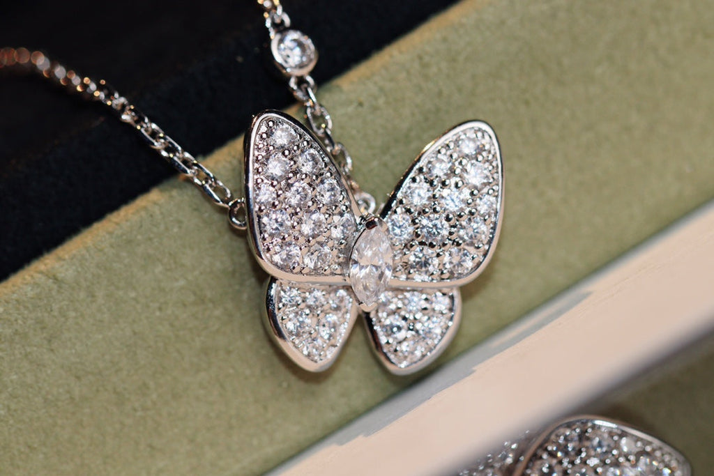[Imperial] BUTTERFLY DIAMOND NECKLACE