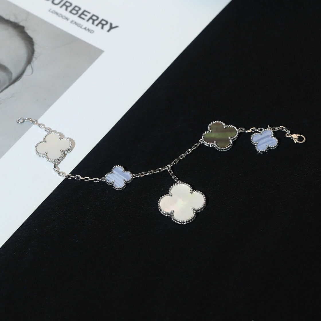 [Imperial] CLOVER BRACELET 5 MOTIFS MOP CHALCEDONY SILVER