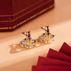 [Imperial] CLOVER MEDIUM 1 MOTIFS  WHITE MOP STUD EARRINGS
