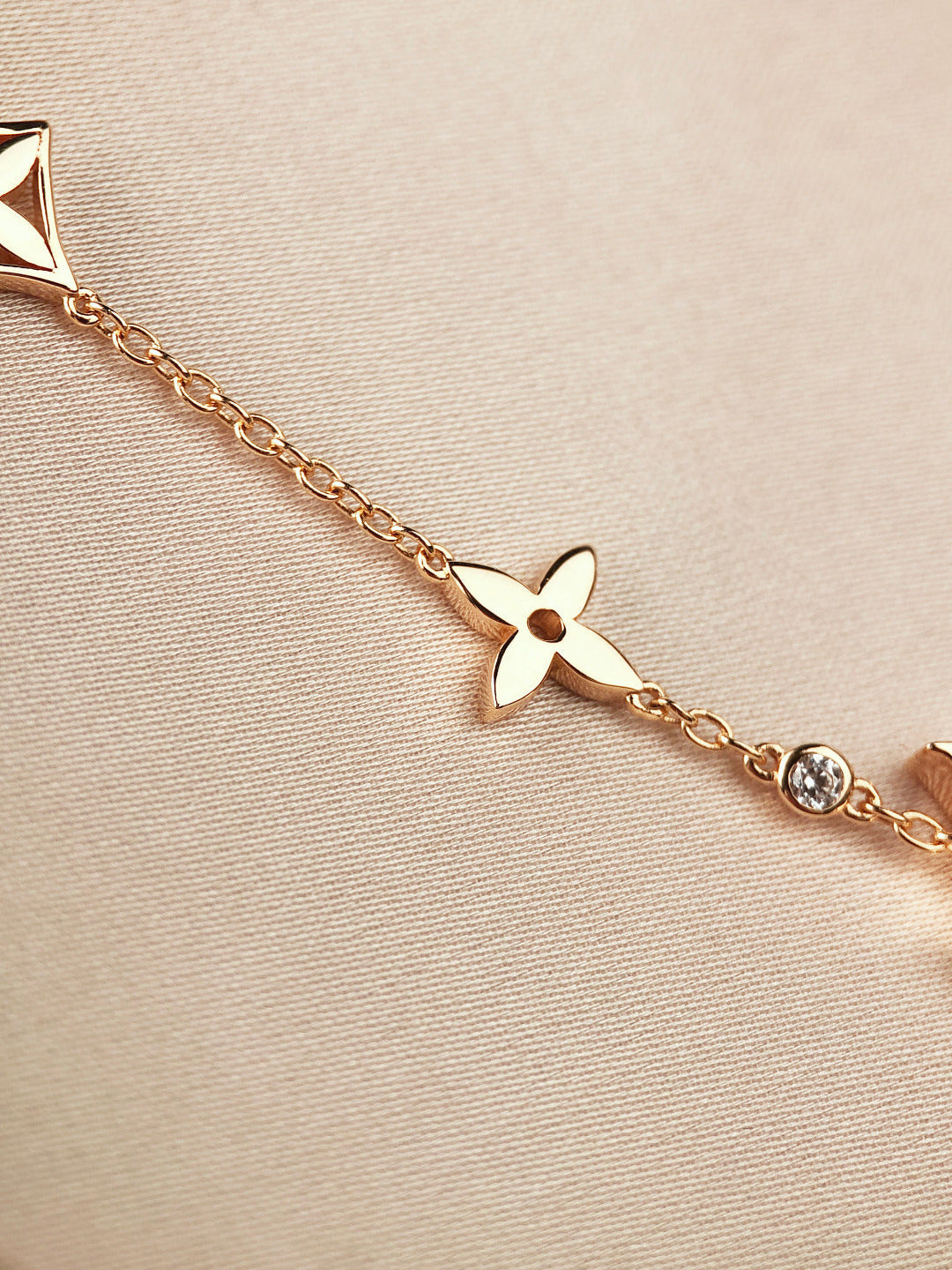 [Imperial] STAR AND SUN 7 MOTIFS GOLD BRACELET