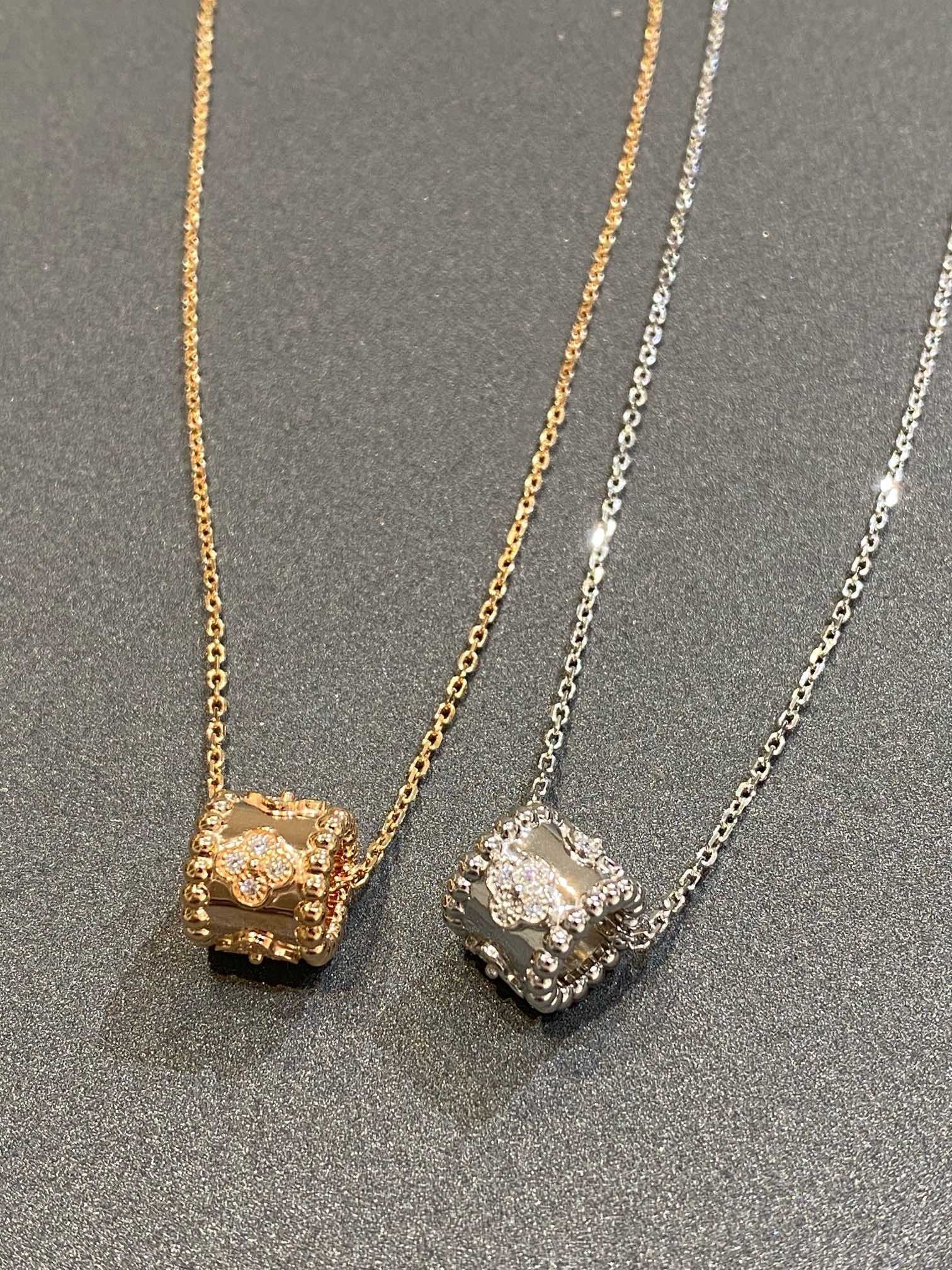 [Imperial] PERLEE PEDANT SIVLER DIAMOND NECKLACE