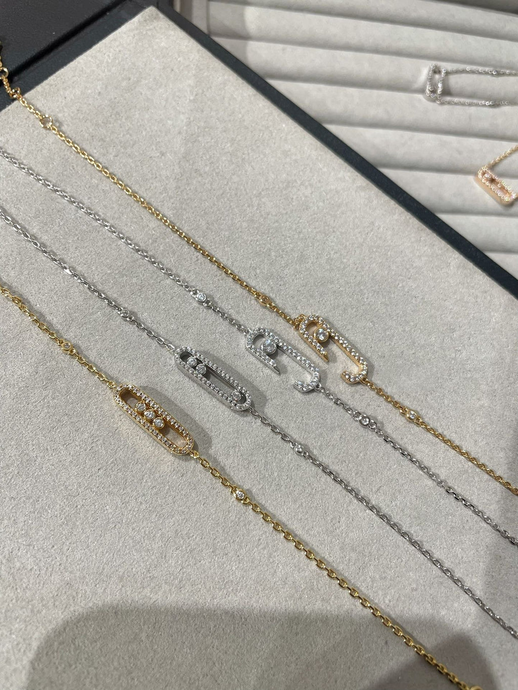 [Imperial] BABY MOVE DIAMOND BRACELET