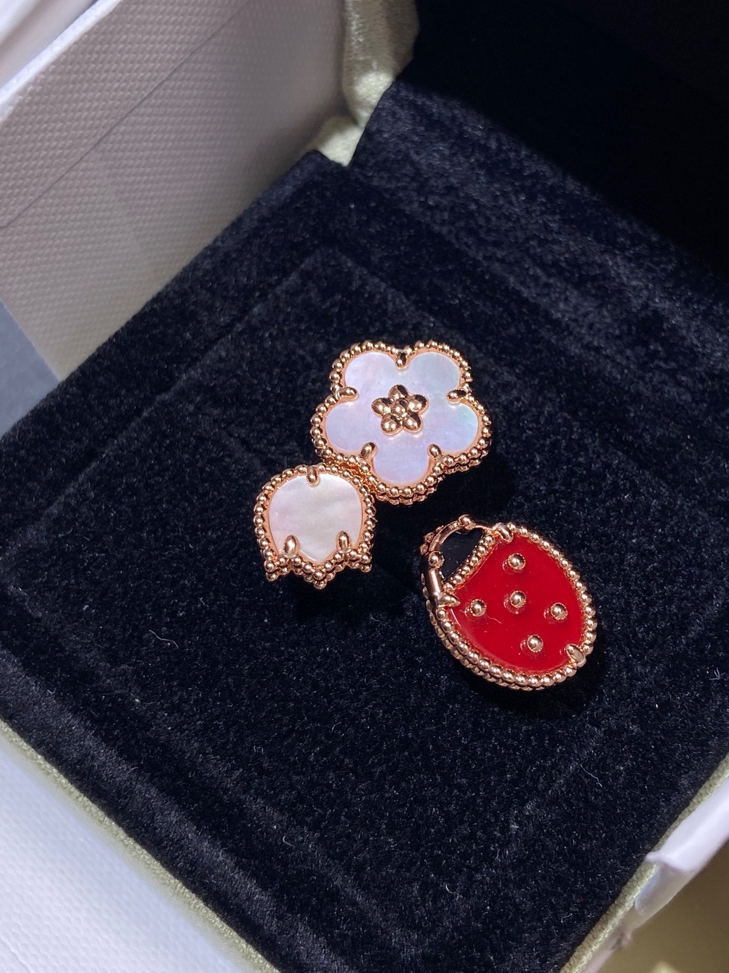 [Imperial] LUCKY 3 MOTIF ROSE GOLD RING