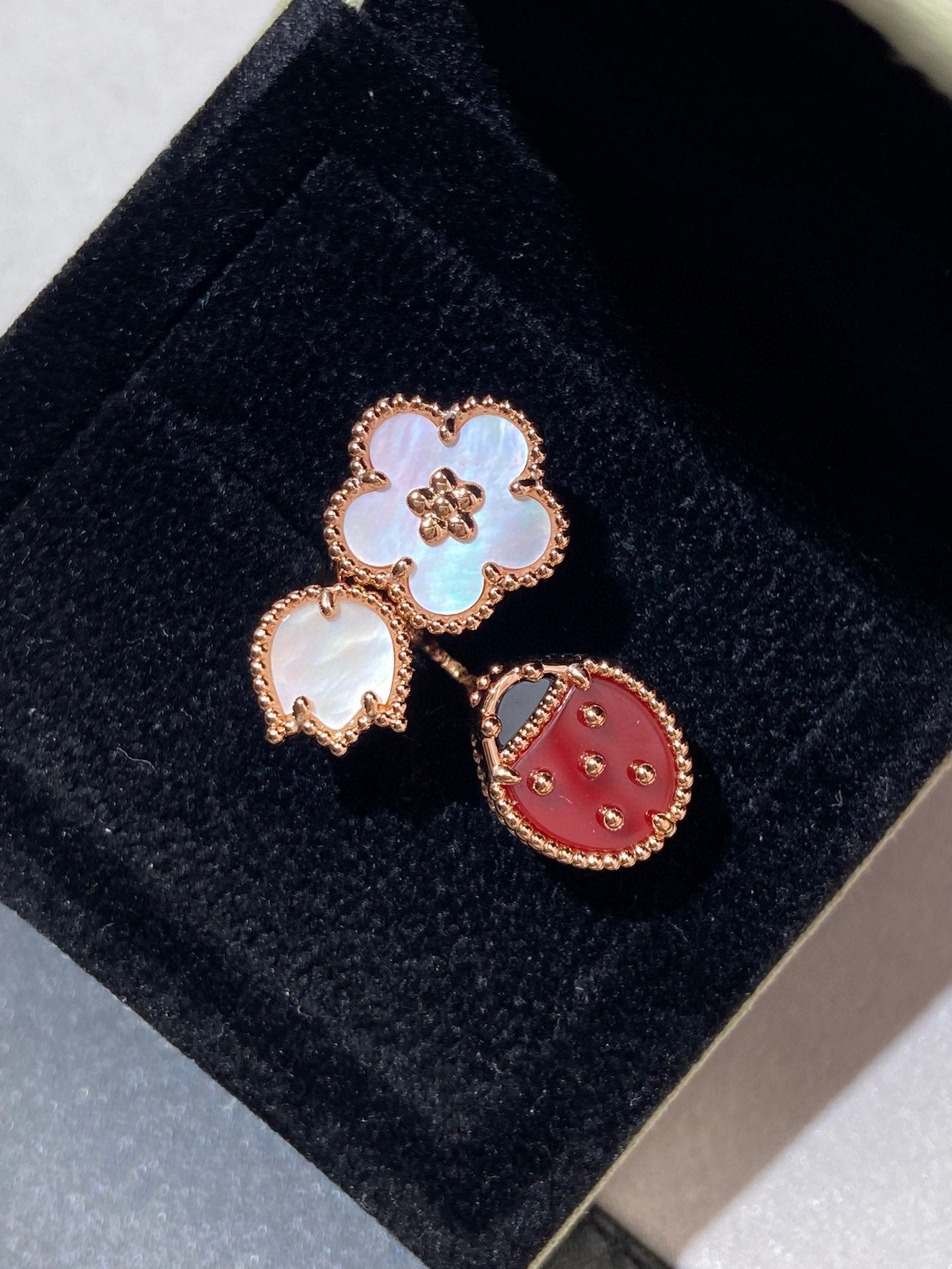 [Imperial] LUCKY 3 MOTIF ROSE GOLD RING