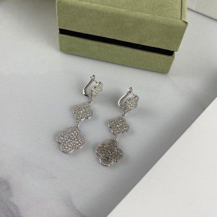 [Imperial] CLOVER 3 MOTIF DIAMOND SILVER DROP EARRINGS