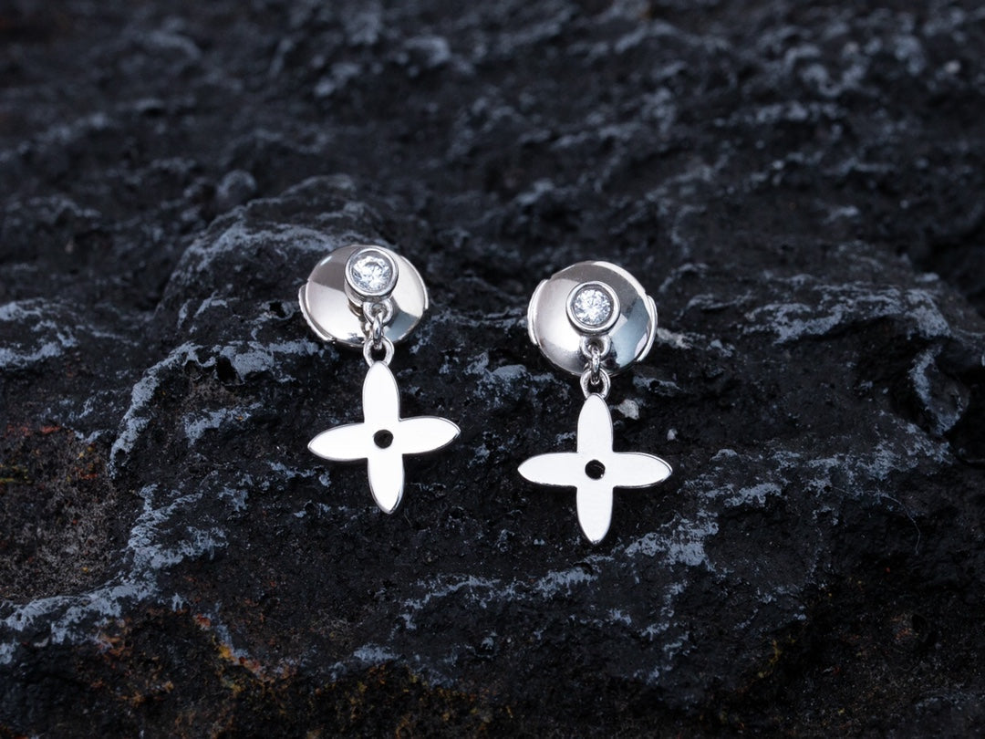 [Imperial] VIDYLLE SILVER DIAMOND MINI DROP EARRINGS