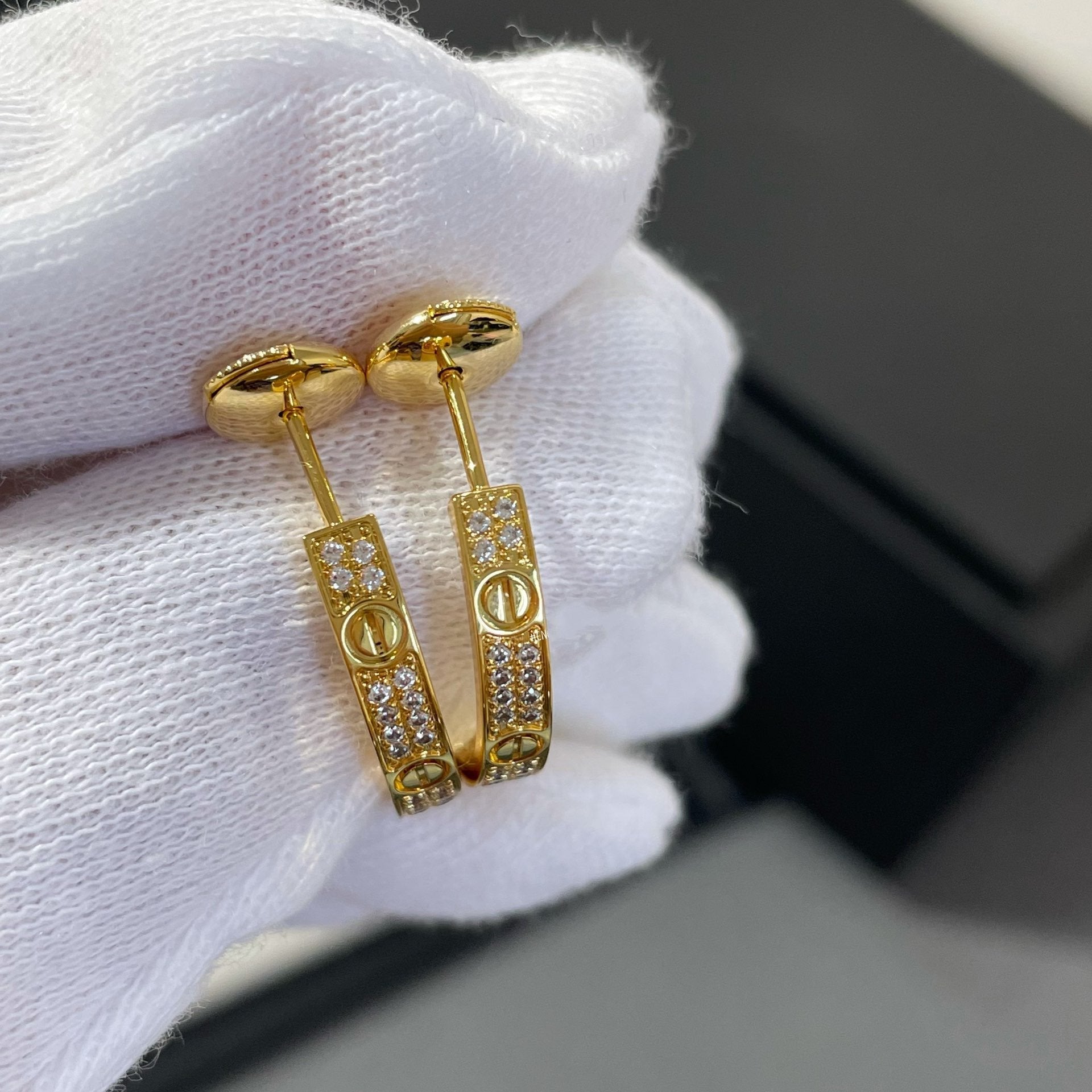[Imperial] LOVE DIAMOND GOLD HOOP EARRINGS