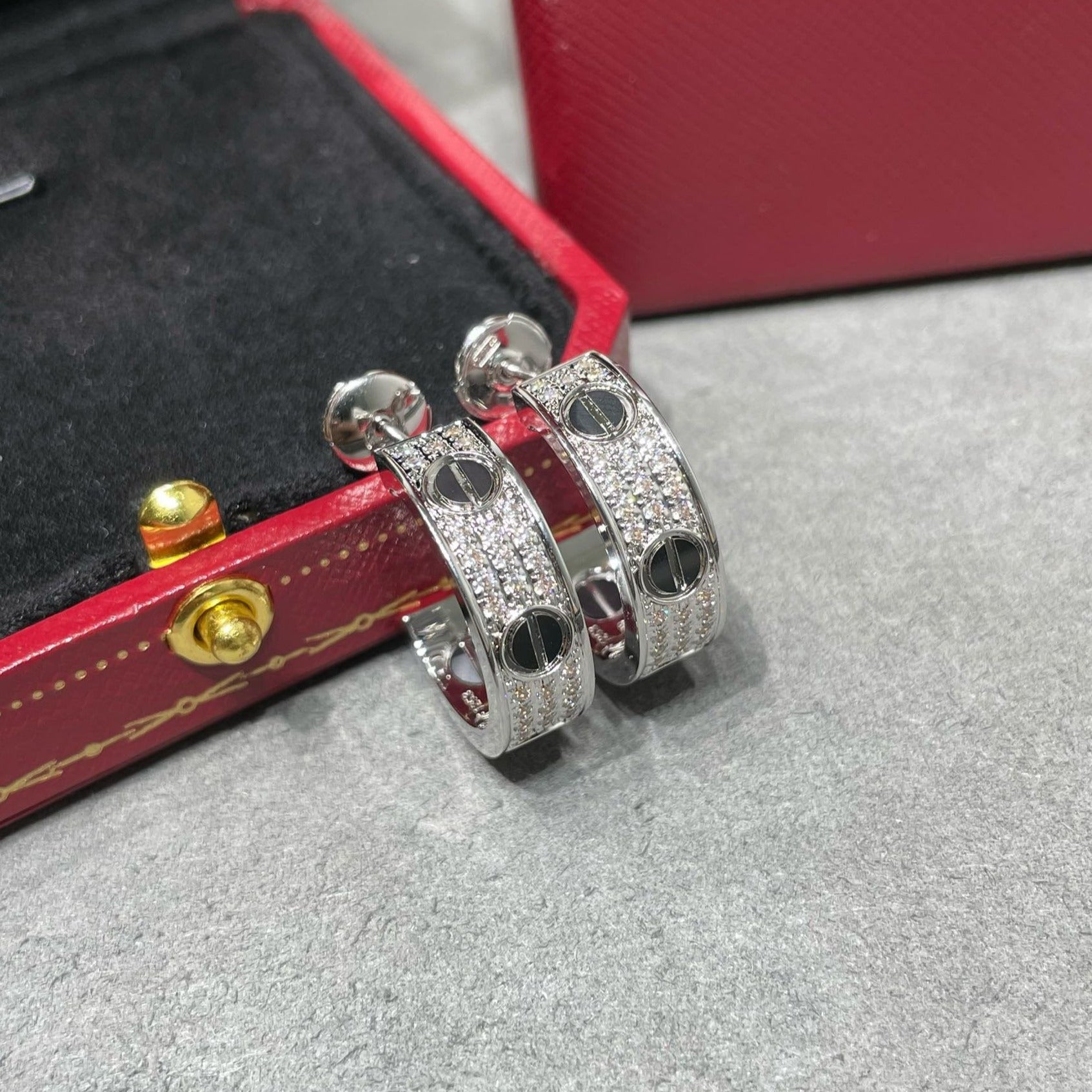 [Imperial] LOVE CERAMIC DIAMOND PAVED SILVER EARRINGS