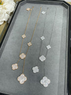 [Imperial] CLOVER 6 MOTIF DIAMOND PAVED NECKLACE