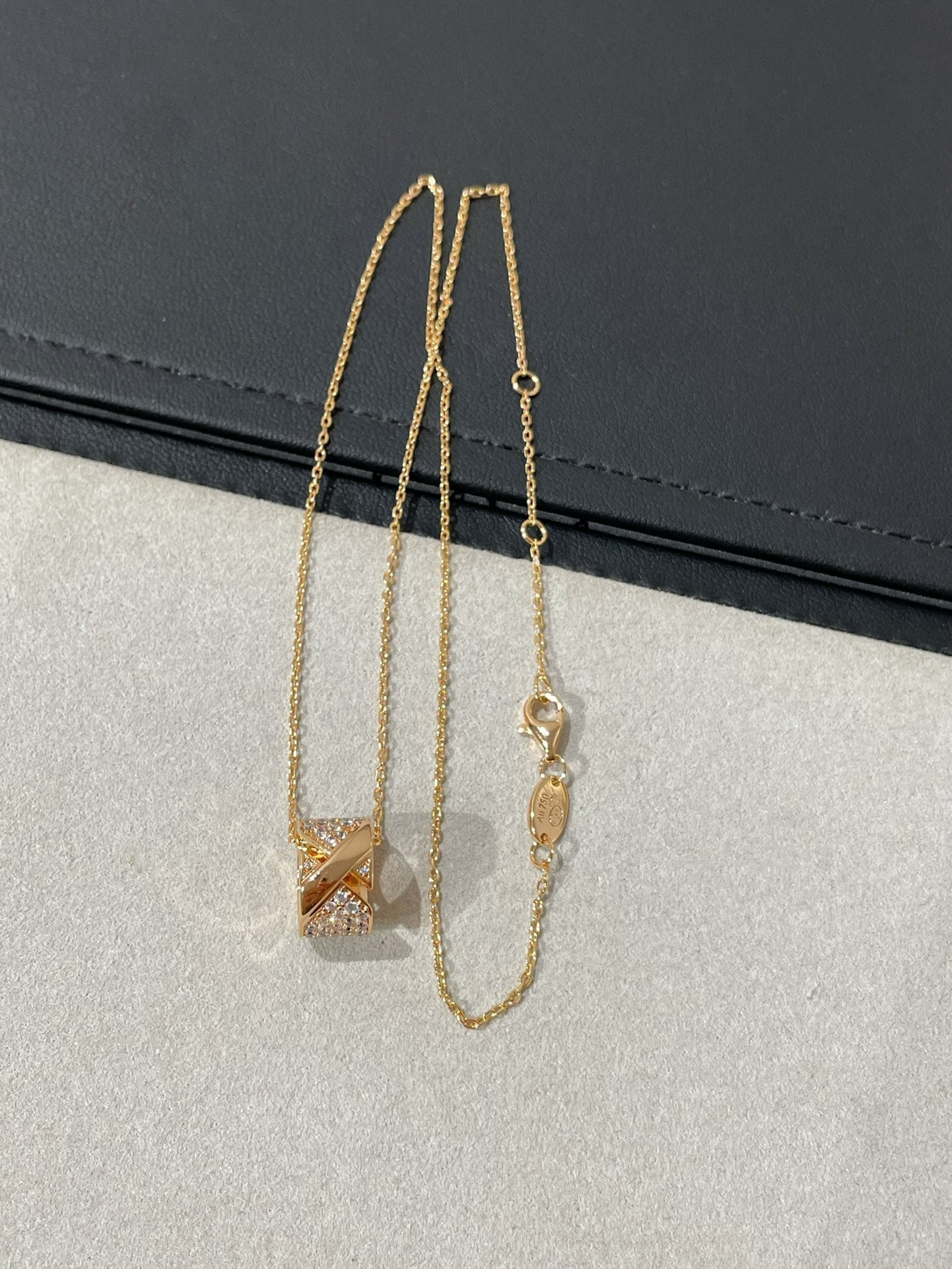[Imperial] LIENS EVIDENCE DIAMOND PAVED NECKLACE
