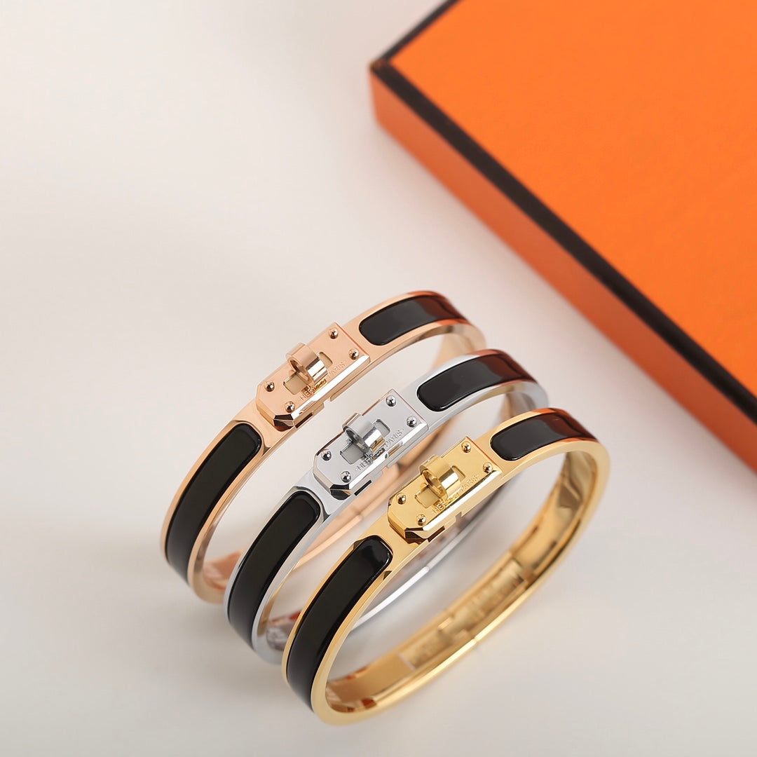 [Imperial] HM KELLY BLACK BRACELET