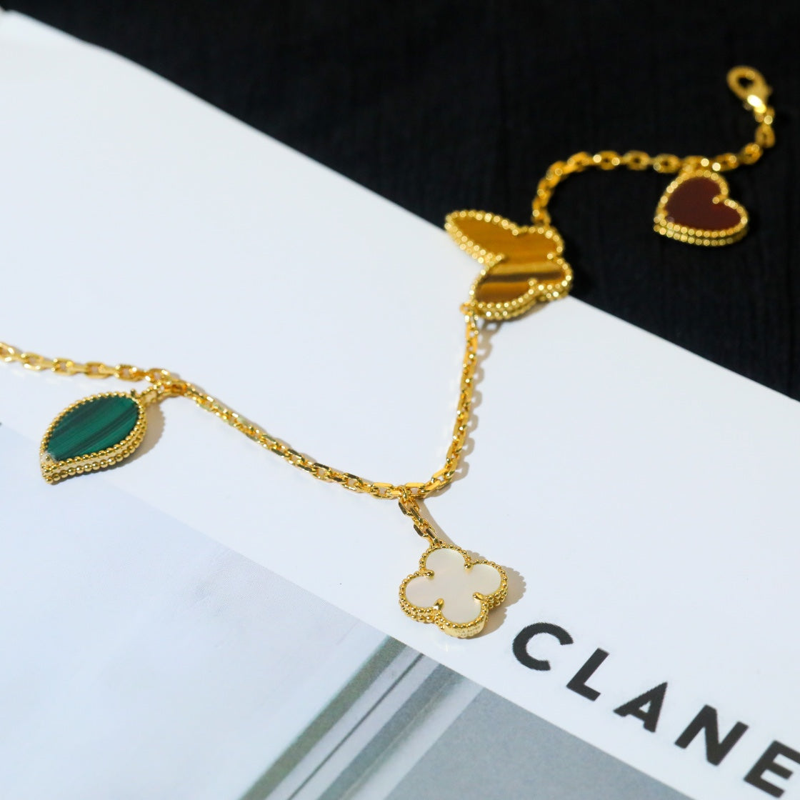 [Imperial] LUCKY SPRING 5 MOTIF GOLD BRACELET