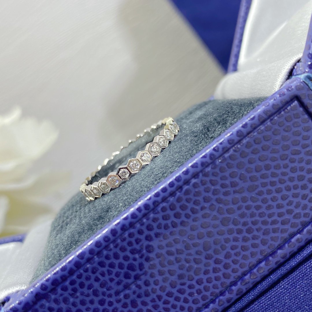 [Imperial] BEE LOVE DIAMOND PAVED SMALL RING