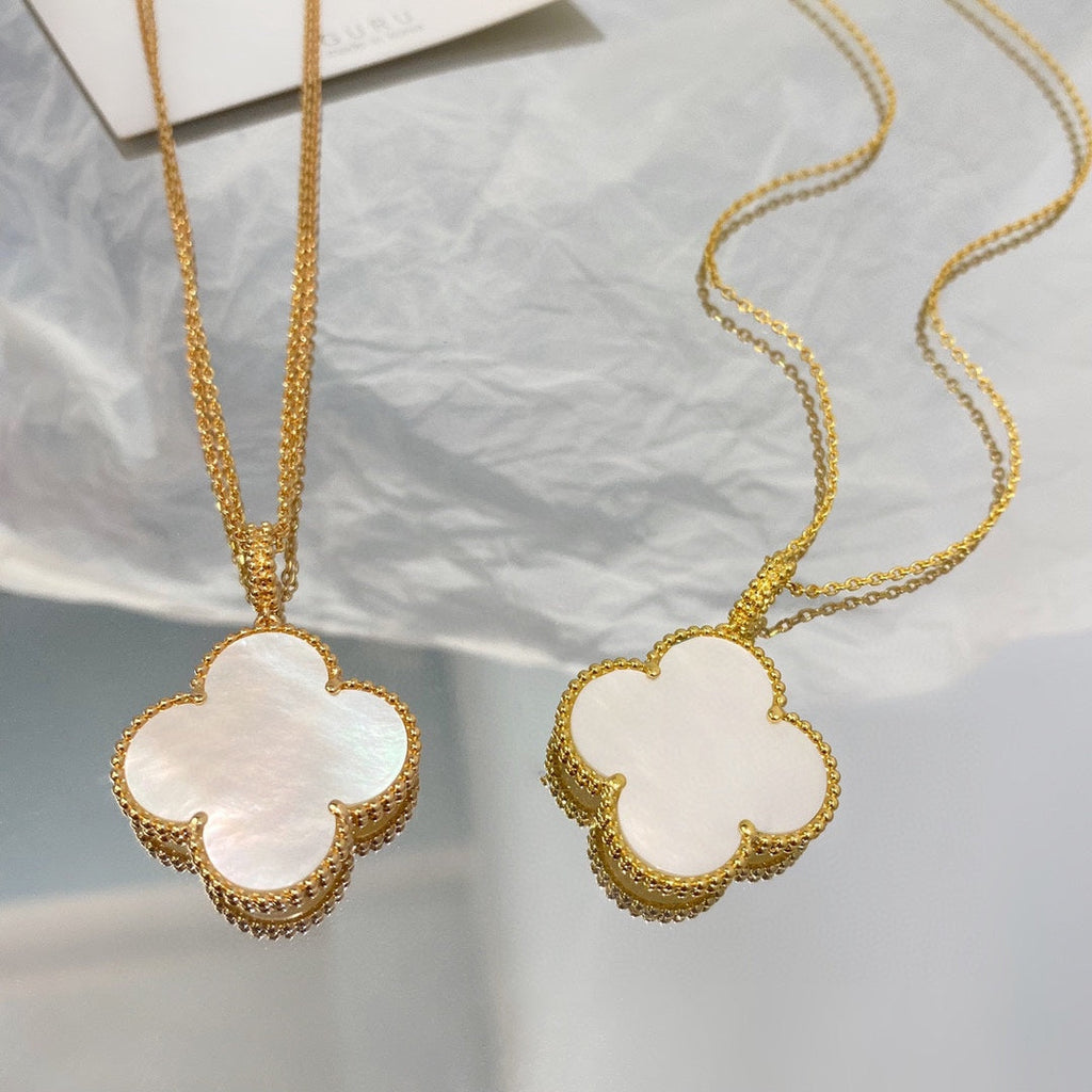 [Imperial] CLOVER 25MM MOP LARGE PENDANT NECKLACE