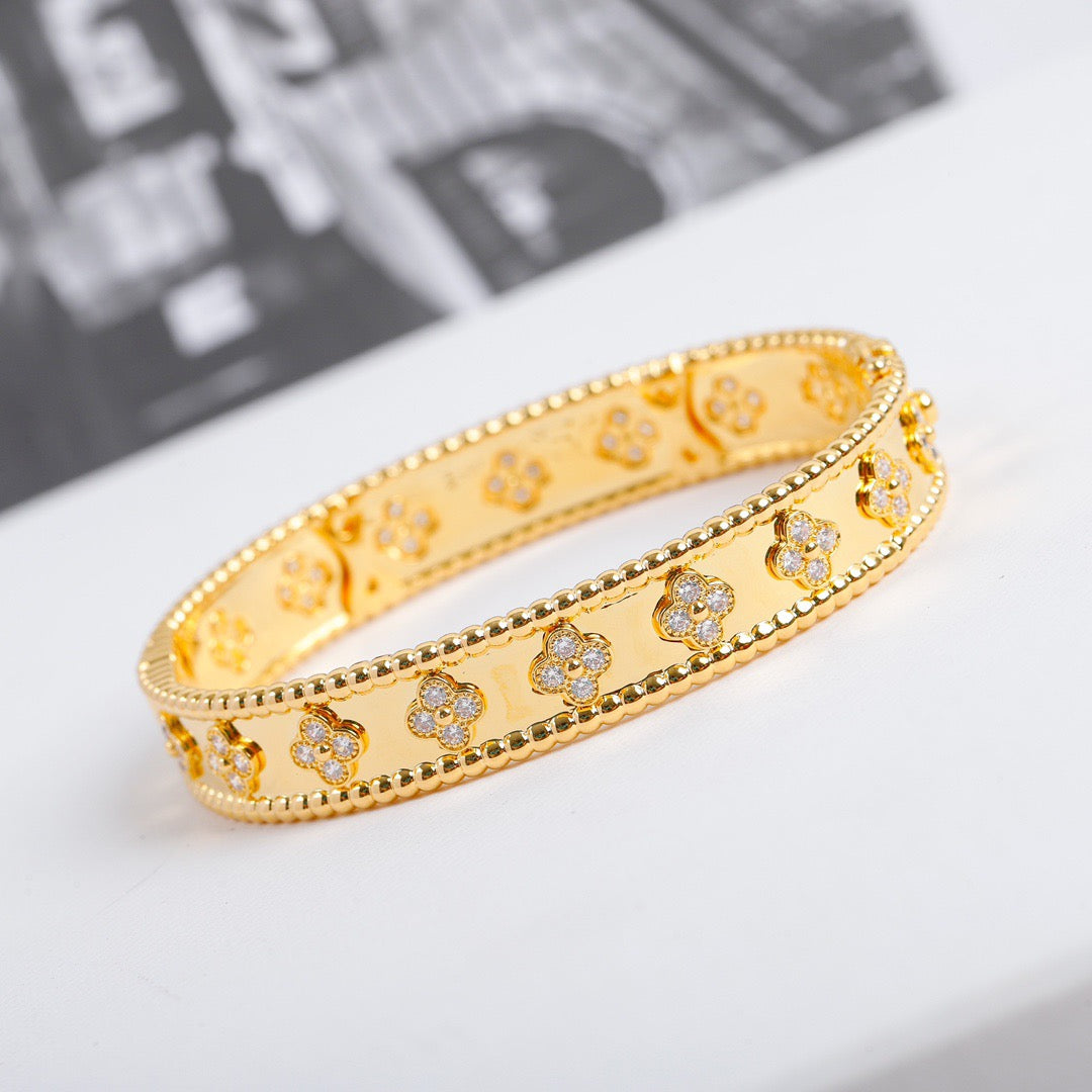 [Imperial] CLOVER BRACELET 8MM DIAMONDS