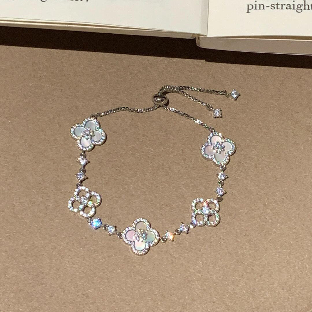 [Imperial] CLOVER 5 MOTIF PINK BLUE RED WHITE BRACELET