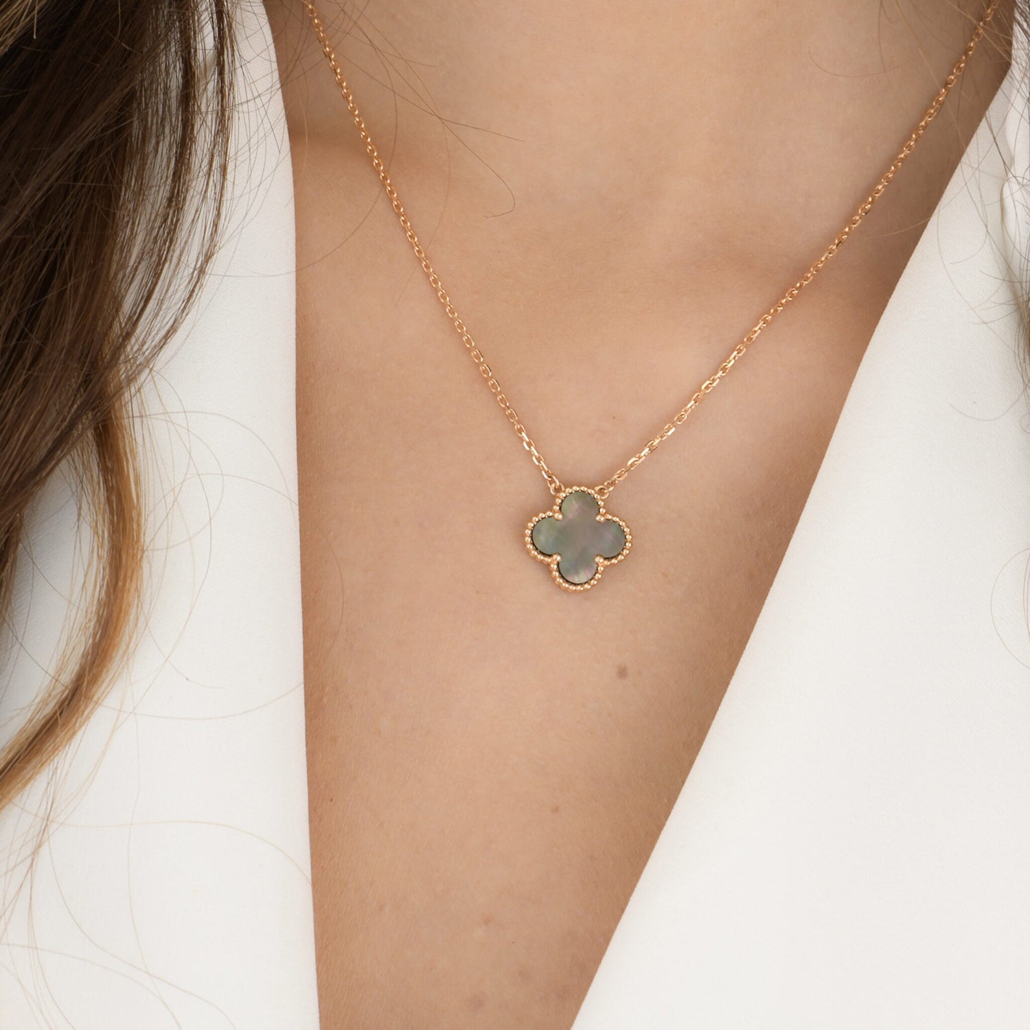 [Imperial] CLOVER 15MM  GRAY MOTHER OF PEARL NECKLACE