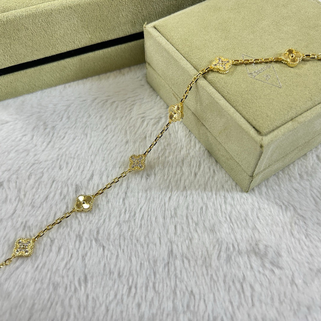 [Imperial]CLOVER 6 MOTIF DIAMOND LASER BRACELET