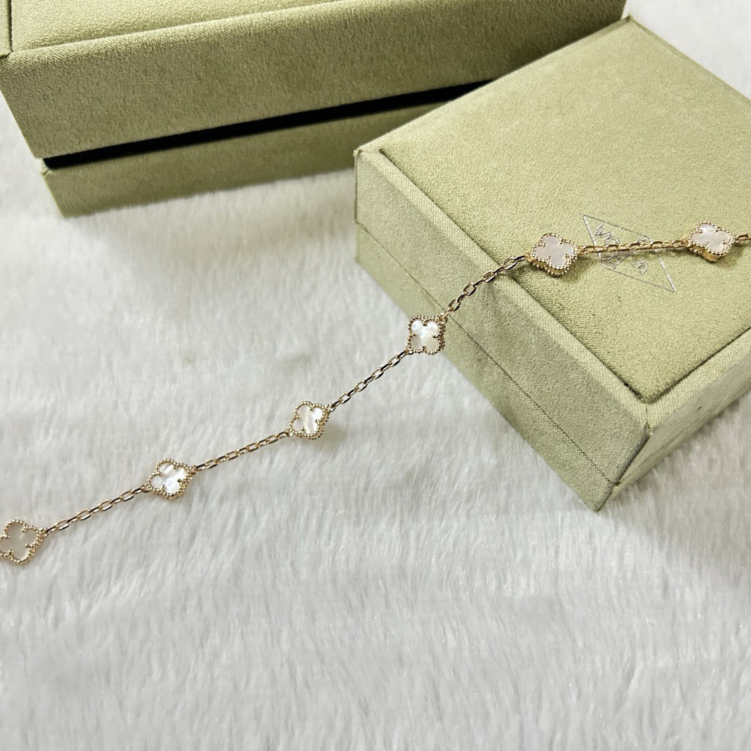 [Imperial]CLOVER 6 MOTIF WHITE MOP BRACELET