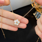 [Imperial] LUCKY  WHITE MOP  PLUM BLOSSOM NECKLACE