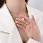 [Imperial] LUCKY  WHITE MOP  PLUM BLOSSOM NECKLACE