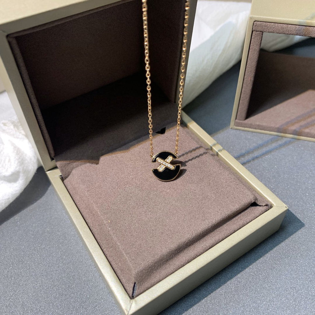[Imperial] JEUX DE PINK GOLD DIAMOND NECKLACE