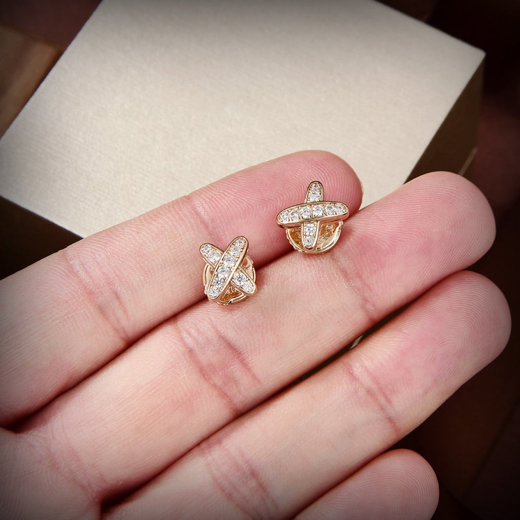 [Imperial] JEUX DE GOLD DIAMOND EARRINGS