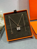 [Imperial] H CIRCE MOISSANITE PENDANT NECKLACE GOLD