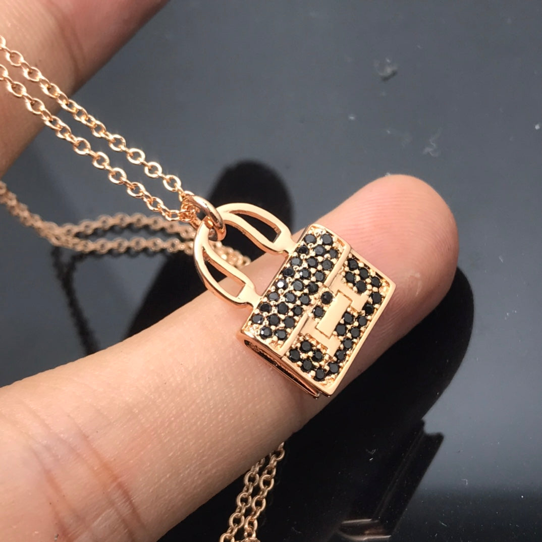 [Imperial] HM NECKLACE ARRIVAL BLACK DIAMOND