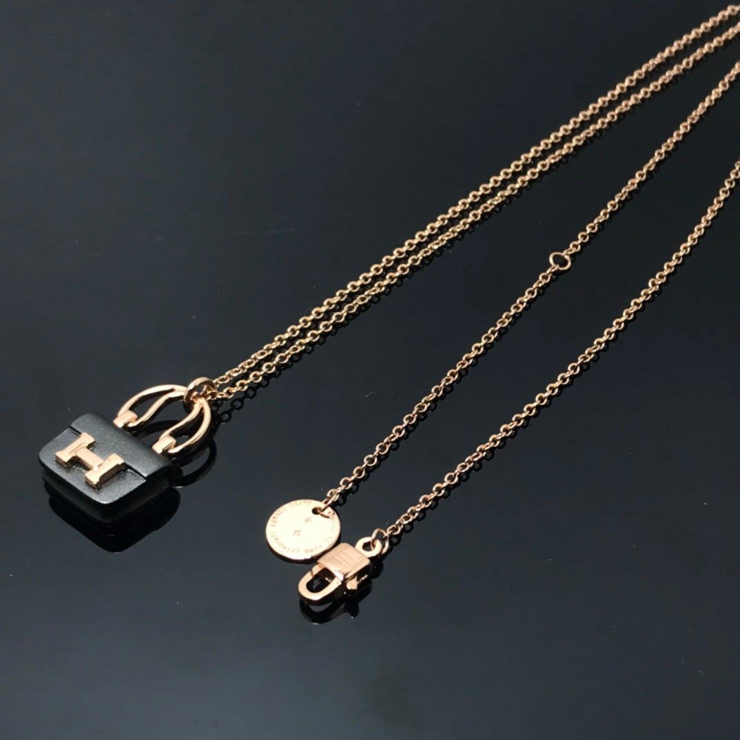 [Imperial] WOMEN'S HM AMULETTES CONSTANCE PENDANT NECKLACE