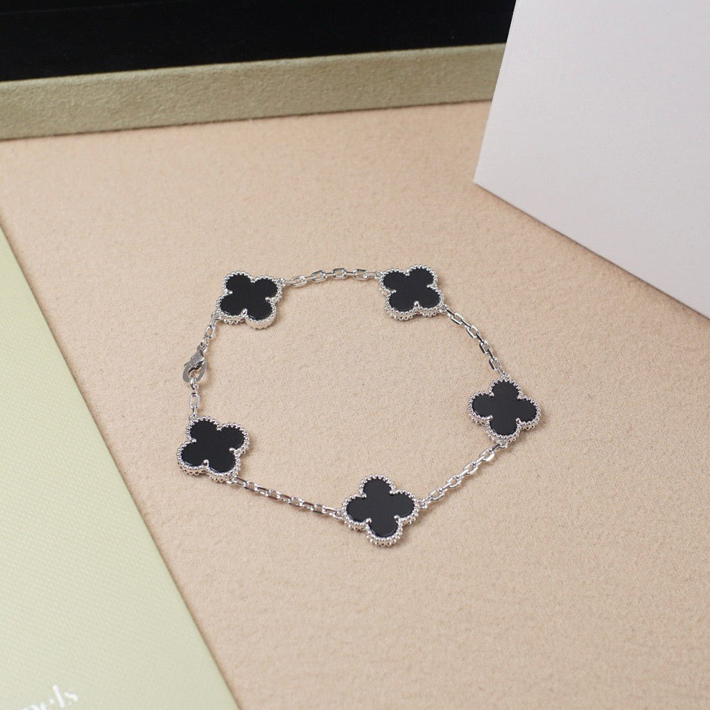 [Imperial]New CLOVER 5 MOTIF ONYXS BRACELET COLLECTION