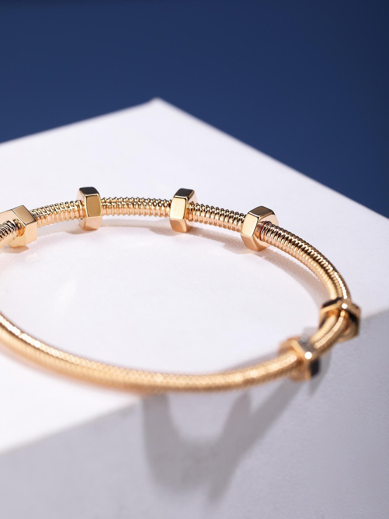 [Imperial]CT THREADED BRACELET