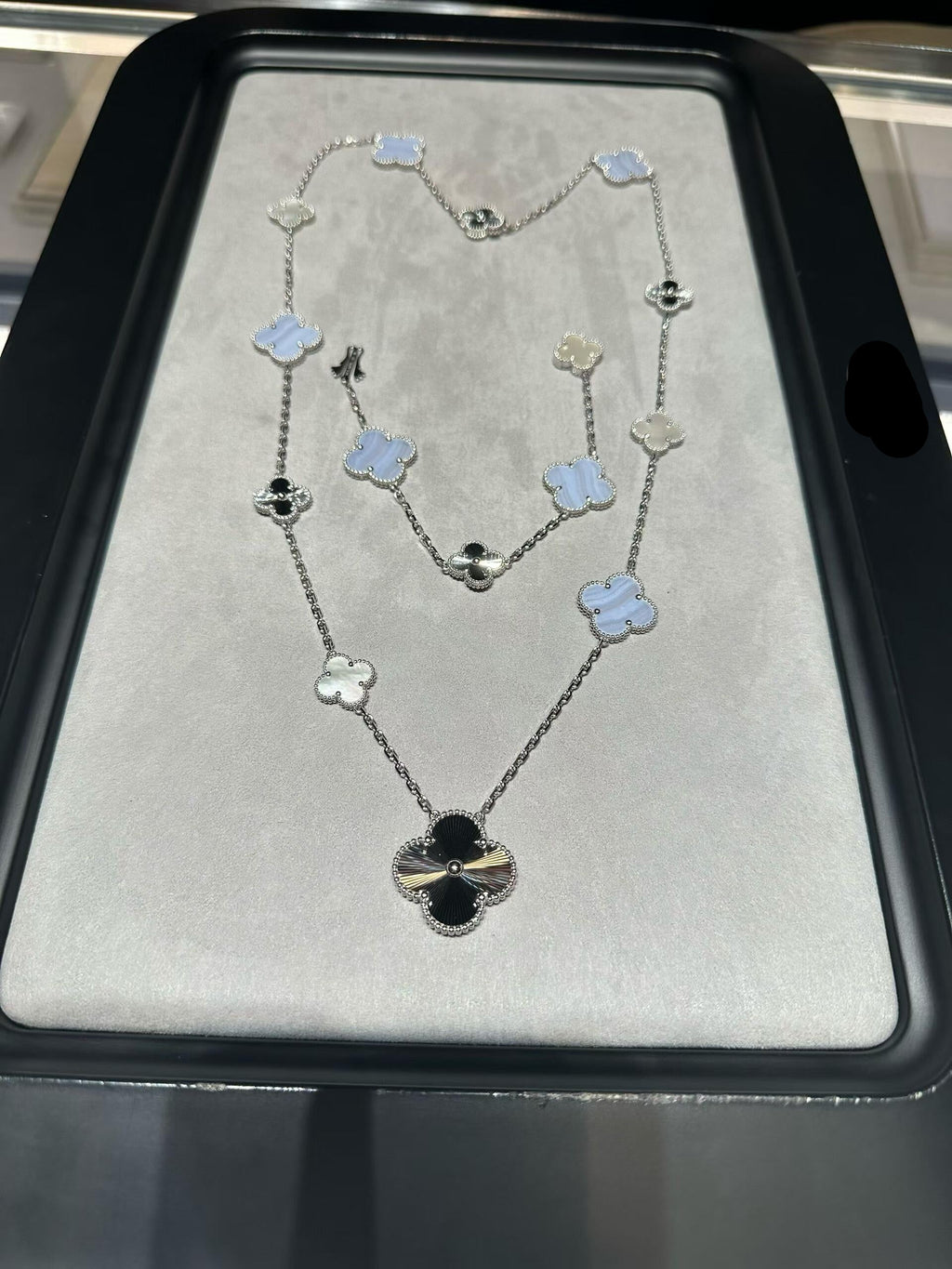 [Imperial] 25 NEW CLOVER 15 MOTIFS PURPLE CHALCEDONY