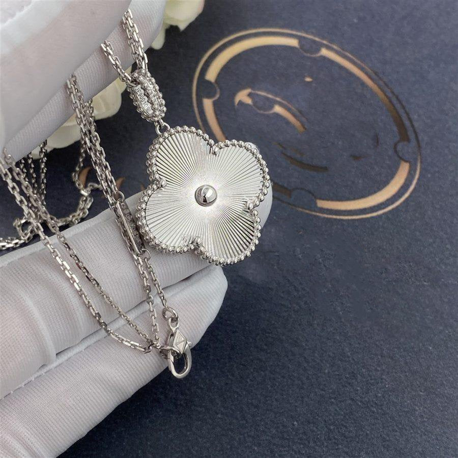 [Imperial] CLOVER 25MM SILVER BIG CLOVER NECKLACE