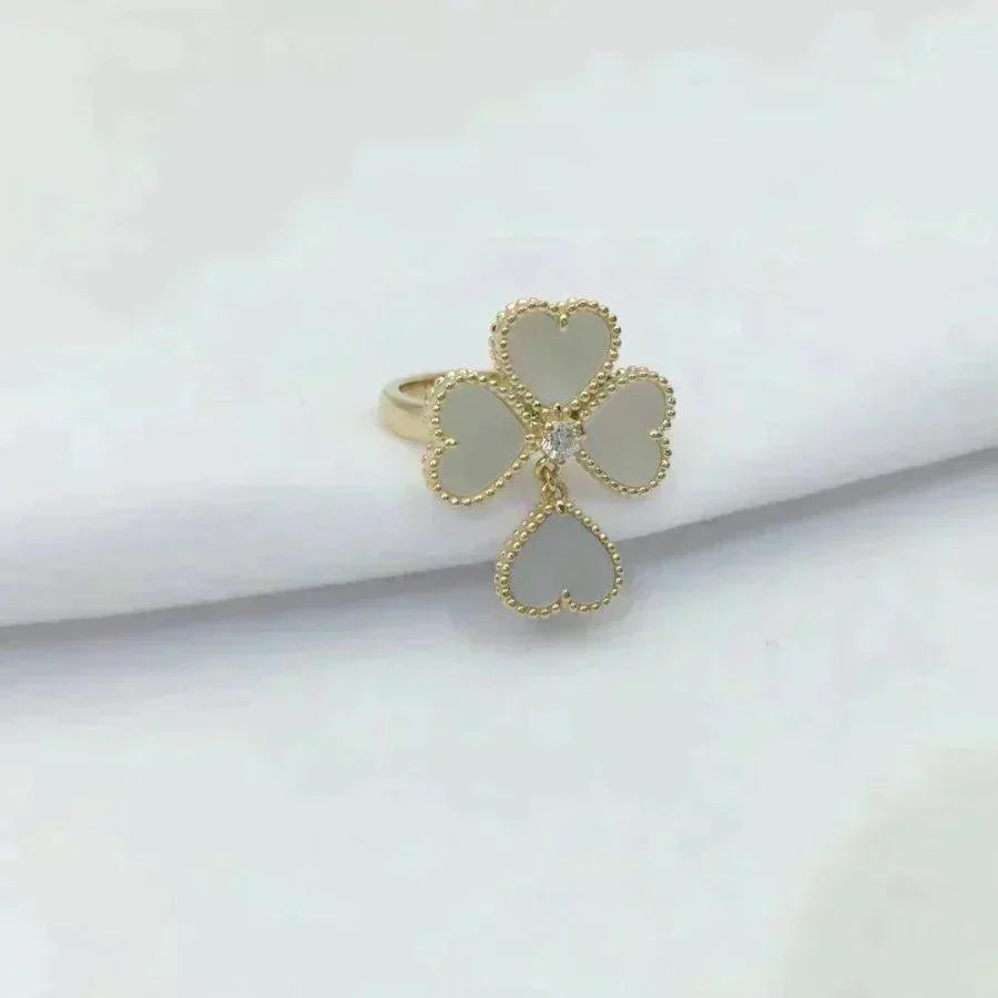 [Imperial] SWEET CLOVER WHITE MOP RING