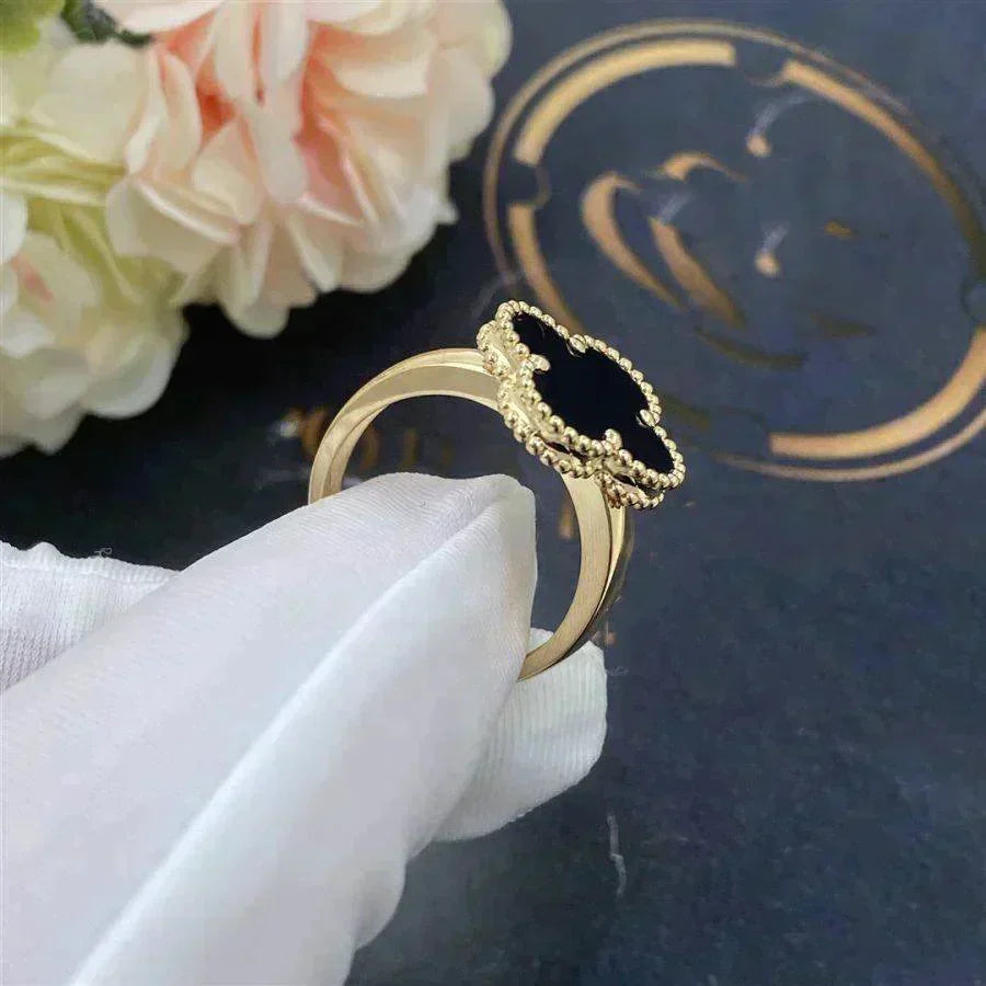 [Imperial] CLOVER ONYX RING