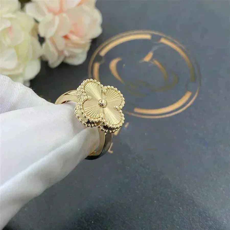 [Imperial] CLOVER GOLD RING