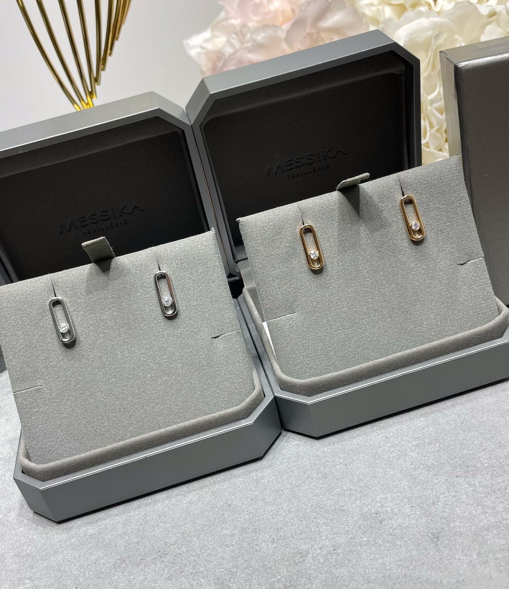 [Imperial] MOVE UNO SMALL 1 DIAMOND EARRINGS